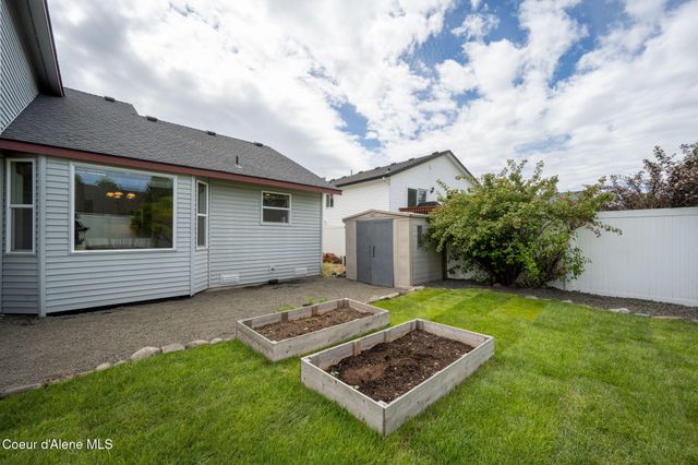 2473 N Bunchgrass DR, Post Falls, ID 83854
