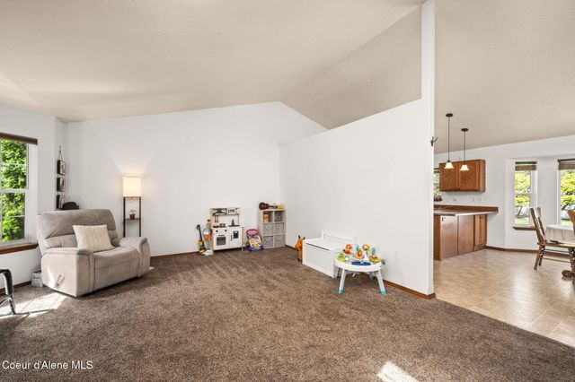 2473 N Bunchgrass DR, Post Falls, ID 83854