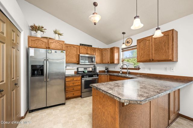 2473 N Bunchgrass DR, Post Falls, ID 83854
