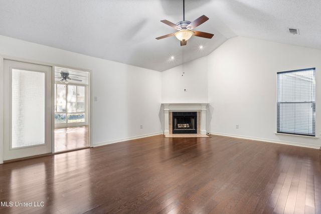 2115 Lauren Drive, Biloxi, MS 39532