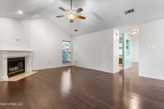 2115 Lauren Drive, Biloxi, MS 39532