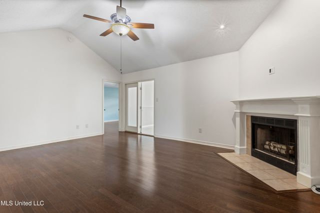 2115 Lauren Drive, Biloxi, MS 39532