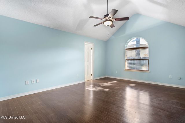 2115 Lauren Drive, Biloxi, MS 39532