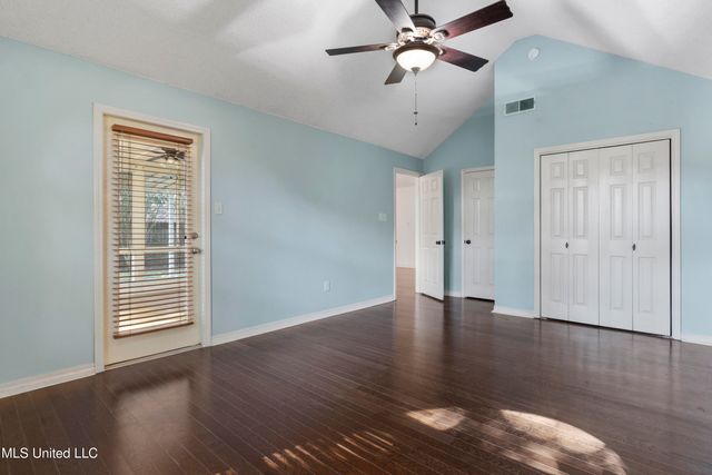 2115 Lauren Drive, Biloxi, MS 39532