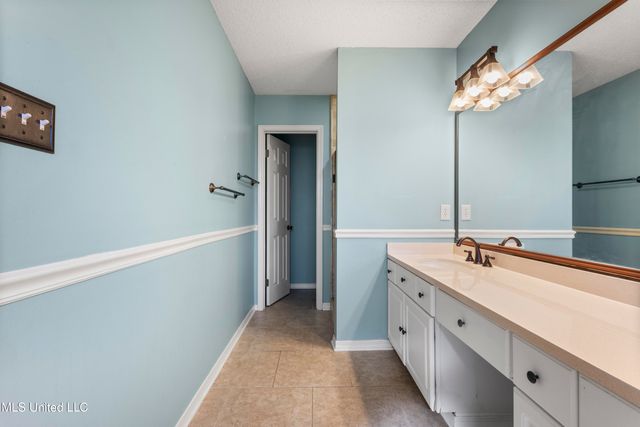 2115 Lauren Drive, Biloxi, MS 39532