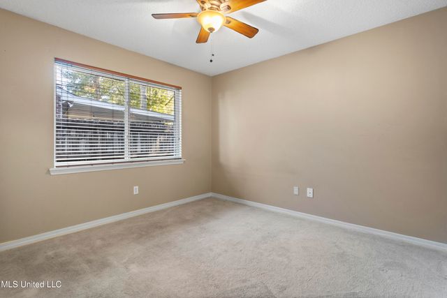 2115 Lauren Drive, Biloxi, MS 39532