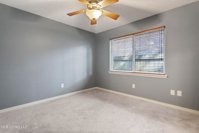 2115 Lauren Drive, Biloxi, MS 39532