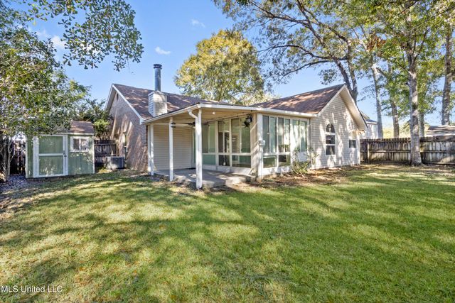 2115 Lauren Drive, Biloxi, MS 39532