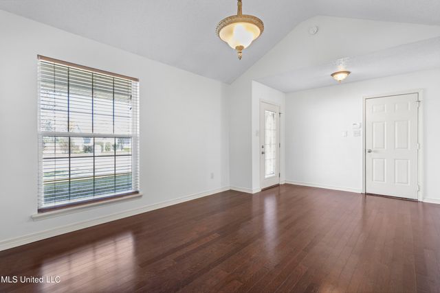 2115 Lauren Drive, Biloxi, MS 39532