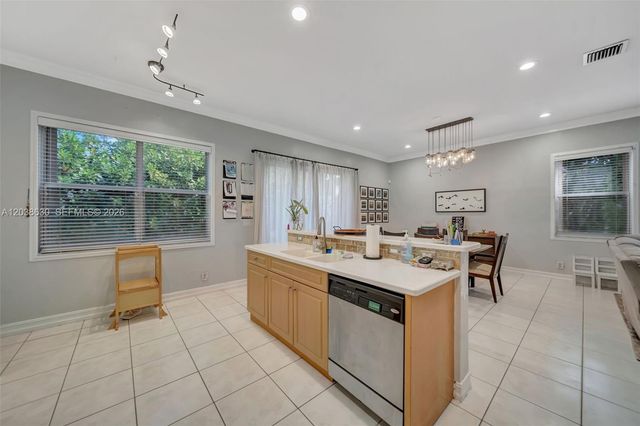 1531 SW 194th Ter, Pembroke Pines, FL 33029