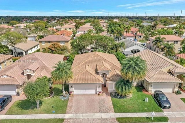 1531 SW 194th Ter, Pembroke Pines, FL 33029