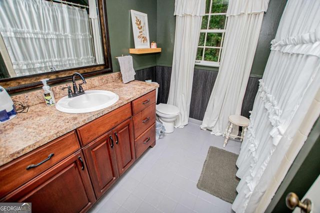 100 Camp Drive, Carrollton, GA 30117