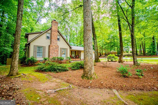 100 Camp Drive, Carrollton, GA 30117