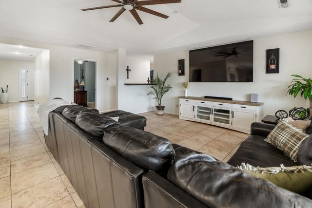 3004 22nd Avenue SE, Rio Rancho, NM 87124