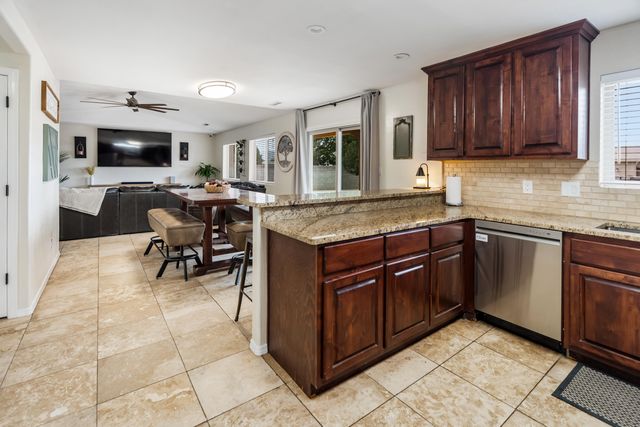 3004 22nd Avenue SE, Rio Rancho, NM 87124