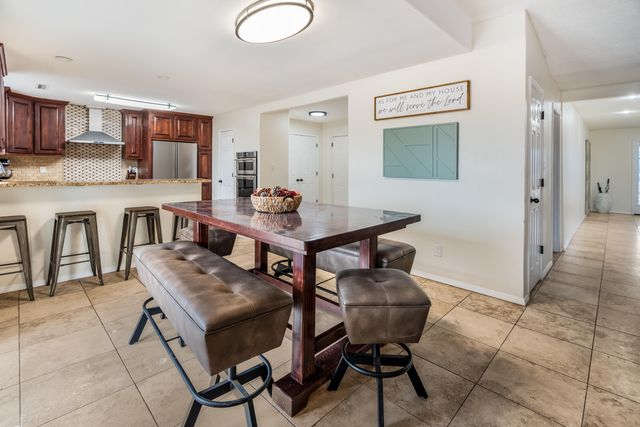 3004 22nd Avenue SE, Rio Rancho, NM 87124