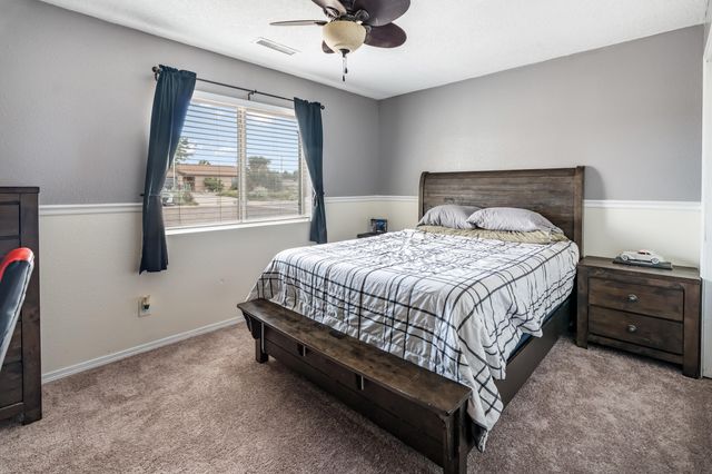 3004 22nd Avenue SE, Rio Rancho, NM 87124