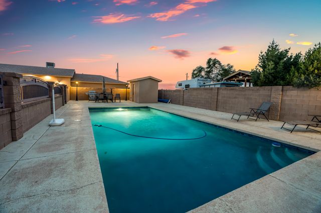 3004 22nd Avenue SE, Rio Rancho, NM 87124