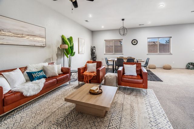 3004 22nd Avenue SE, Rio Rancho, NM 87124