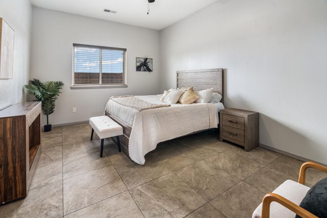 3004 22nd Avenue SE, Rio Rancho, NM 87124