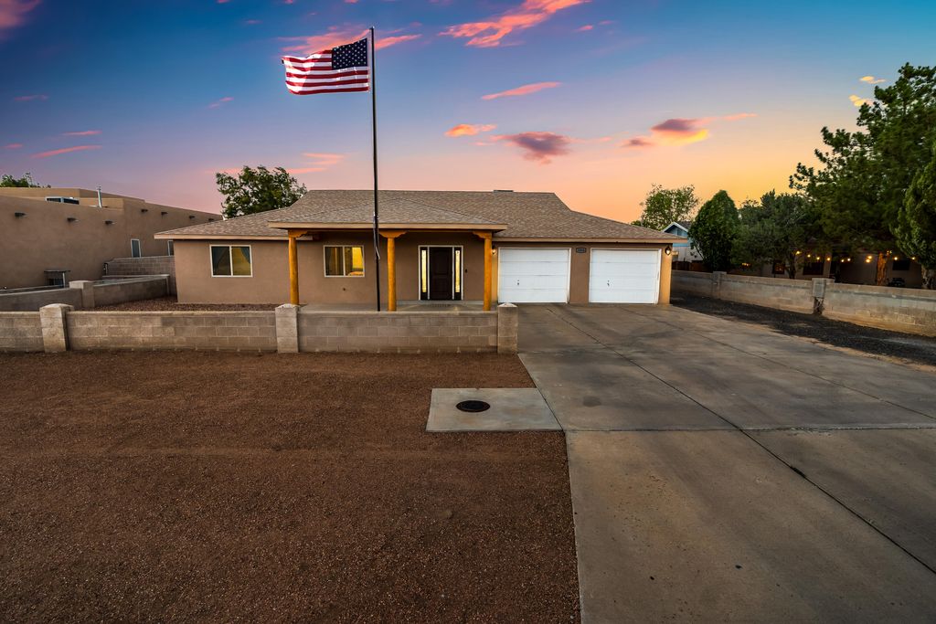 3004 22nd Avenue SE, Rio Rancho, NM 87124