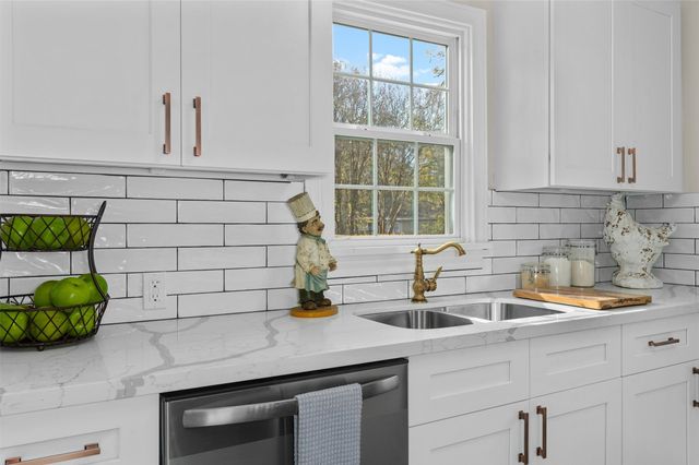 353 Atlantic Avenue, Shreveport, LA 71105