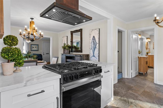 353 Atlantic Avenue, Shreveport, LA 71105