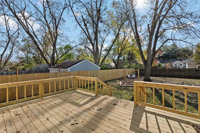 353 Atlantic Avenue, Shreveport, LA 71105