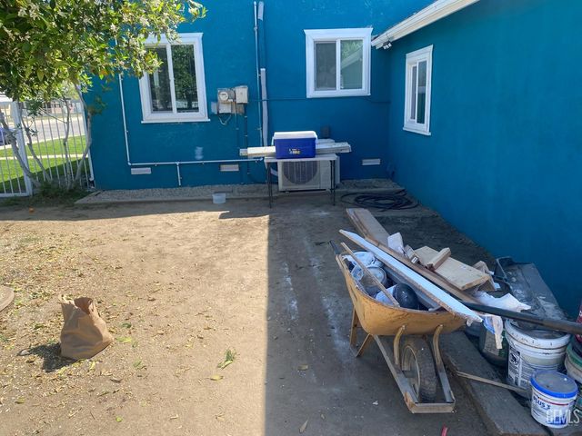 3301 Bank Street, Bakersfield, CA 93309