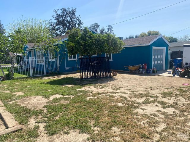 3301 Bank Street, Bakersfield, CA 93309