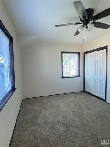 3301 Bank Street, Bakersfield, CA 93309