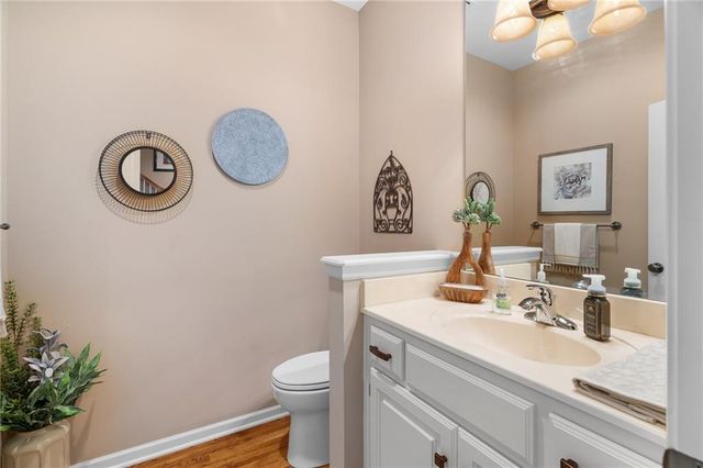 7892 W 157th Terrace, Overland Park, KS 66223