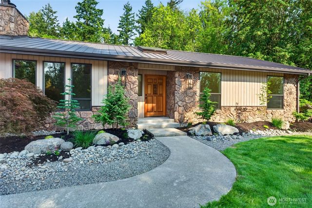 31419 MOUNTAIN HWY E, Eatonville, WA 98328