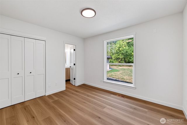 31419 MOUNTAIN HWY E, Eatonville, WA 98328