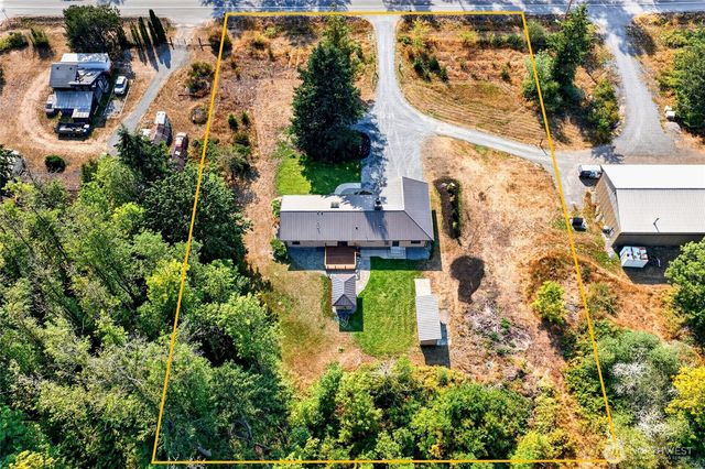31419 MOUNTAIN HWY E, Eatonville, WA 98328