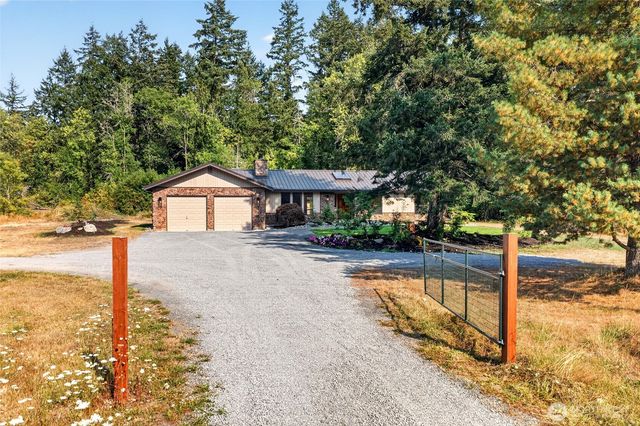31419 MOUNTAIN HWY E, Eatonville, WA 98328