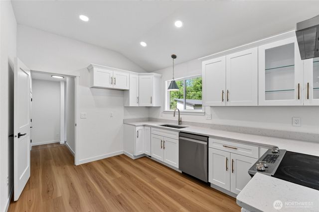 31419 MOUNTAIN HWY E, Eatonville, WA 98328