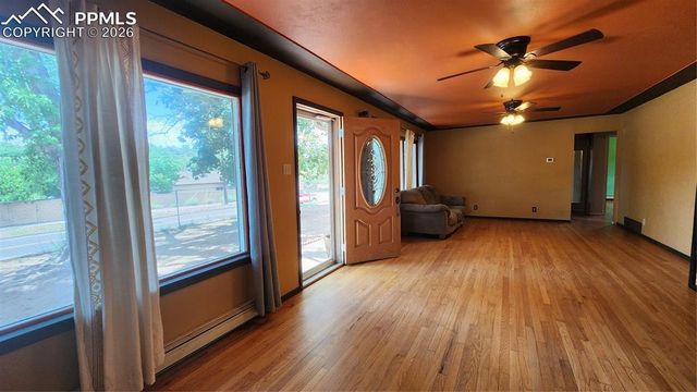 1830 Pejn Avenue, Colorado Springs, CO 80904