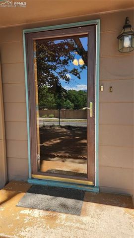 1830 Pejn Avenue, Colorado Springs, CO 80904