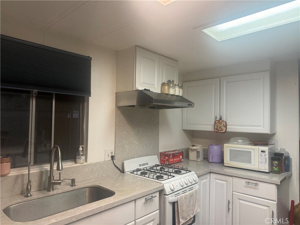 8111 Standford Ave. Spc 1, Garden Grove, CA 92841 — photo 2