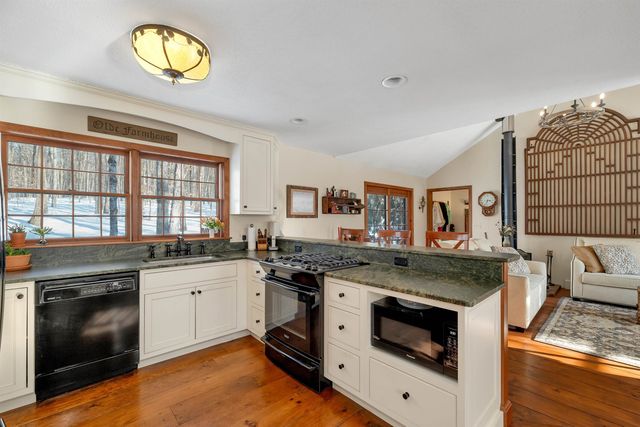 9 Birchview Terrace, Hanover, NH 03755