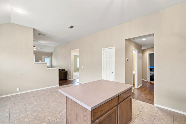 106 Fallen Rock Drive, Waxahachie, TX 75165