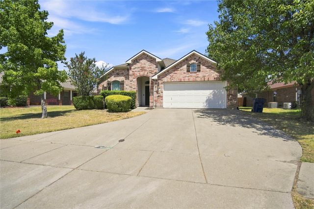106 Fallen Rock Drive, Waxahachie, TX 75165