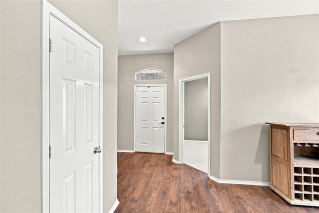 106 Fallen Rock Drive, Waxahachie, TX 75165