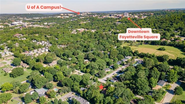 561 McClinton Street, Fayetteville, AR 72701
