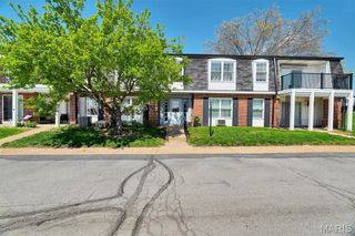 1707 Mayenne Court Court B, St Louis, MO 63125