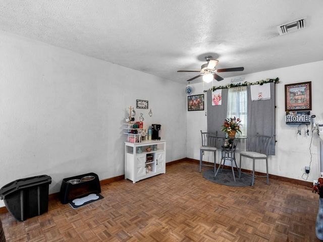 2315 28TH Avenue SW, Vero Beach, FL 32960