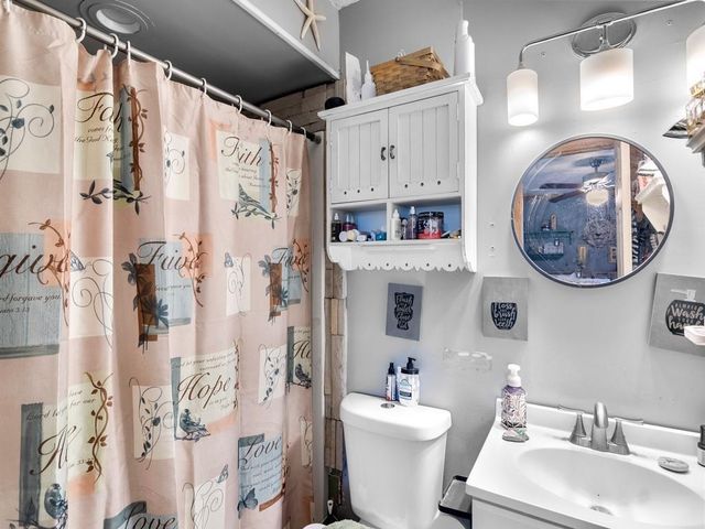 2315 28TH Avenue SW, Vero Beach, FL 32960