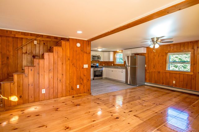 8 Eliot Drive, Wakefield, NH 03830