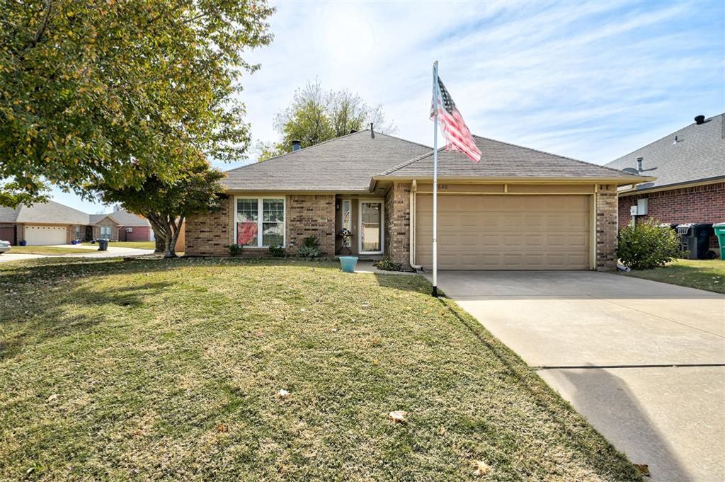 11600 SW 3rd Street, Yukon, OK 73099